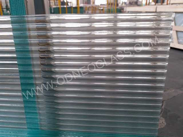 Moru Patterned Glass